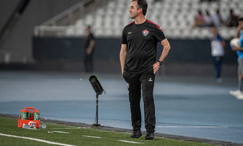 Treinador nega que tenha recebido proposta do Vasco. Foto: Victor Ferreira/EC Vitória