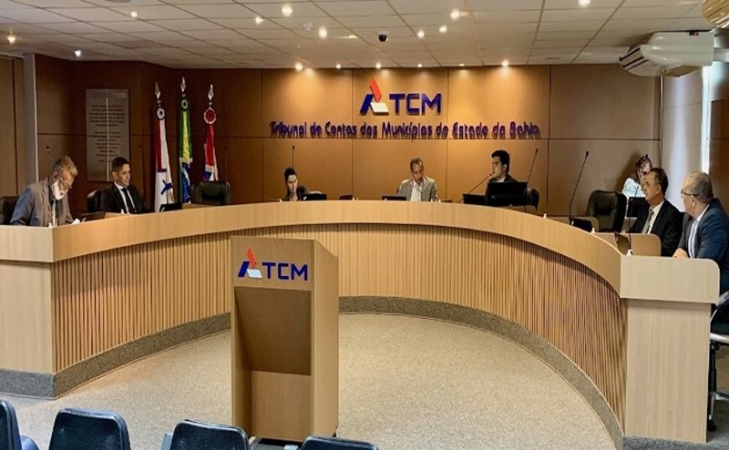 TCM-BA determina a suspensão de repasses de 21 municípios baianos ao CONEP